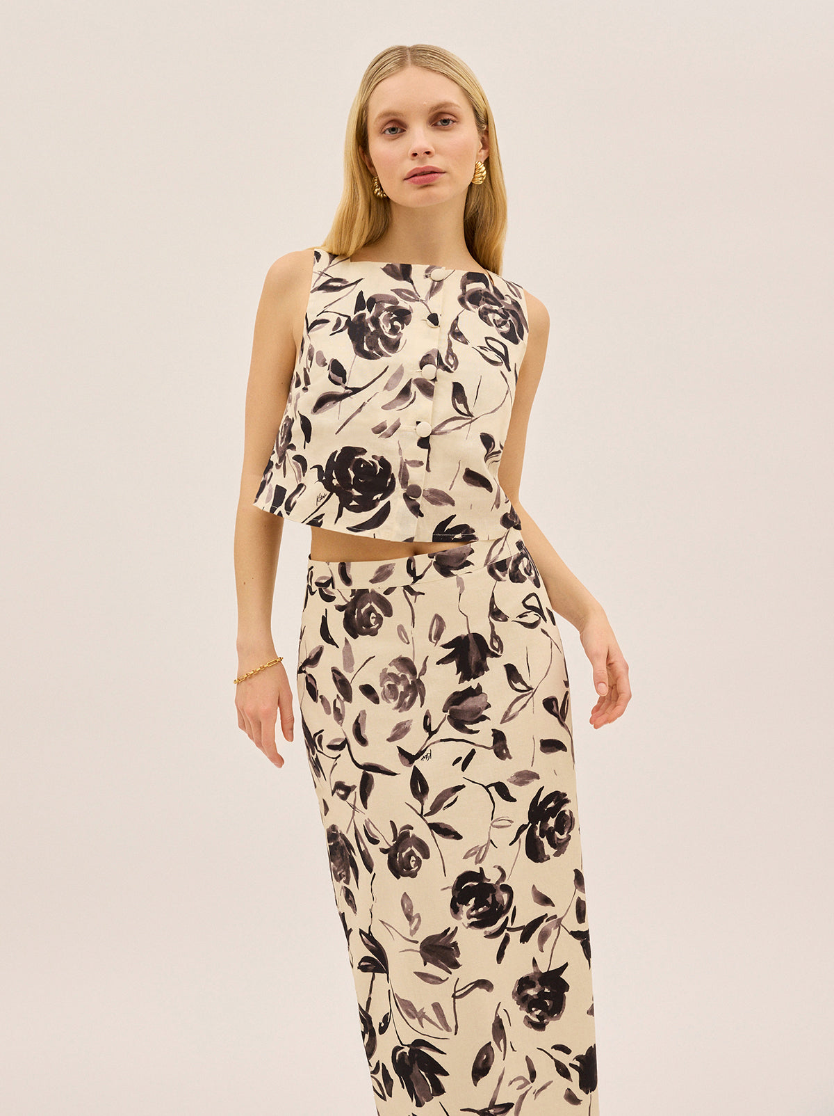 Anais Monochrome Rose Print Top