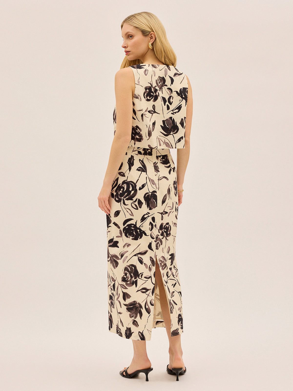 Laurel Monochrome Rose Print Midi Skirt