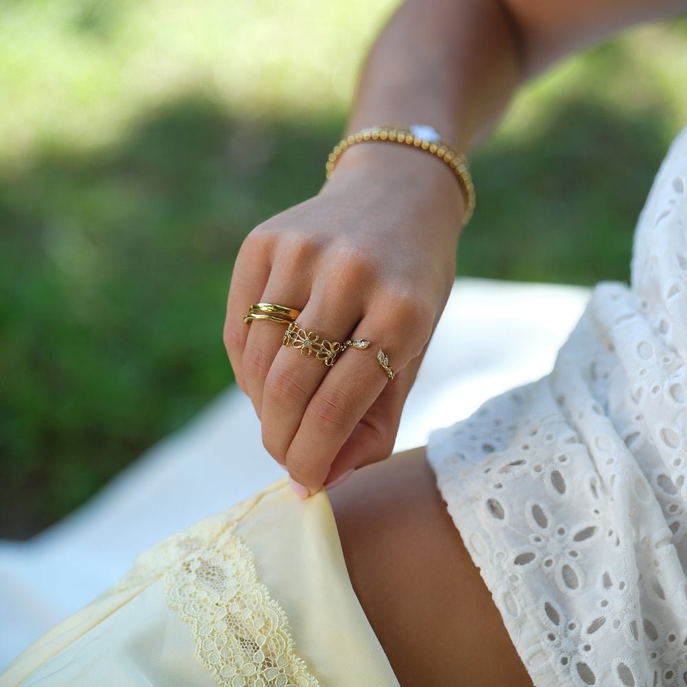 Lily Crystal Gold Vine Ring