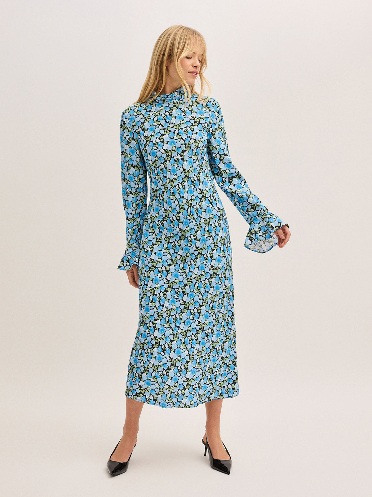 Rory Blue Floral Print Midi Dress