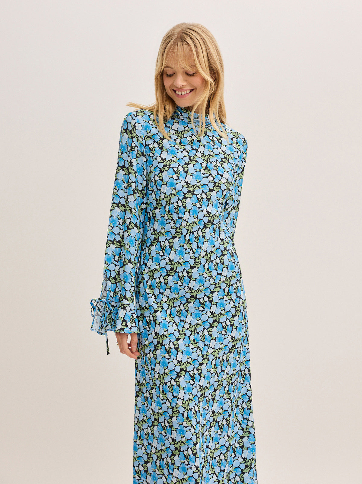 Rory Blue Floral Print Midi Dress