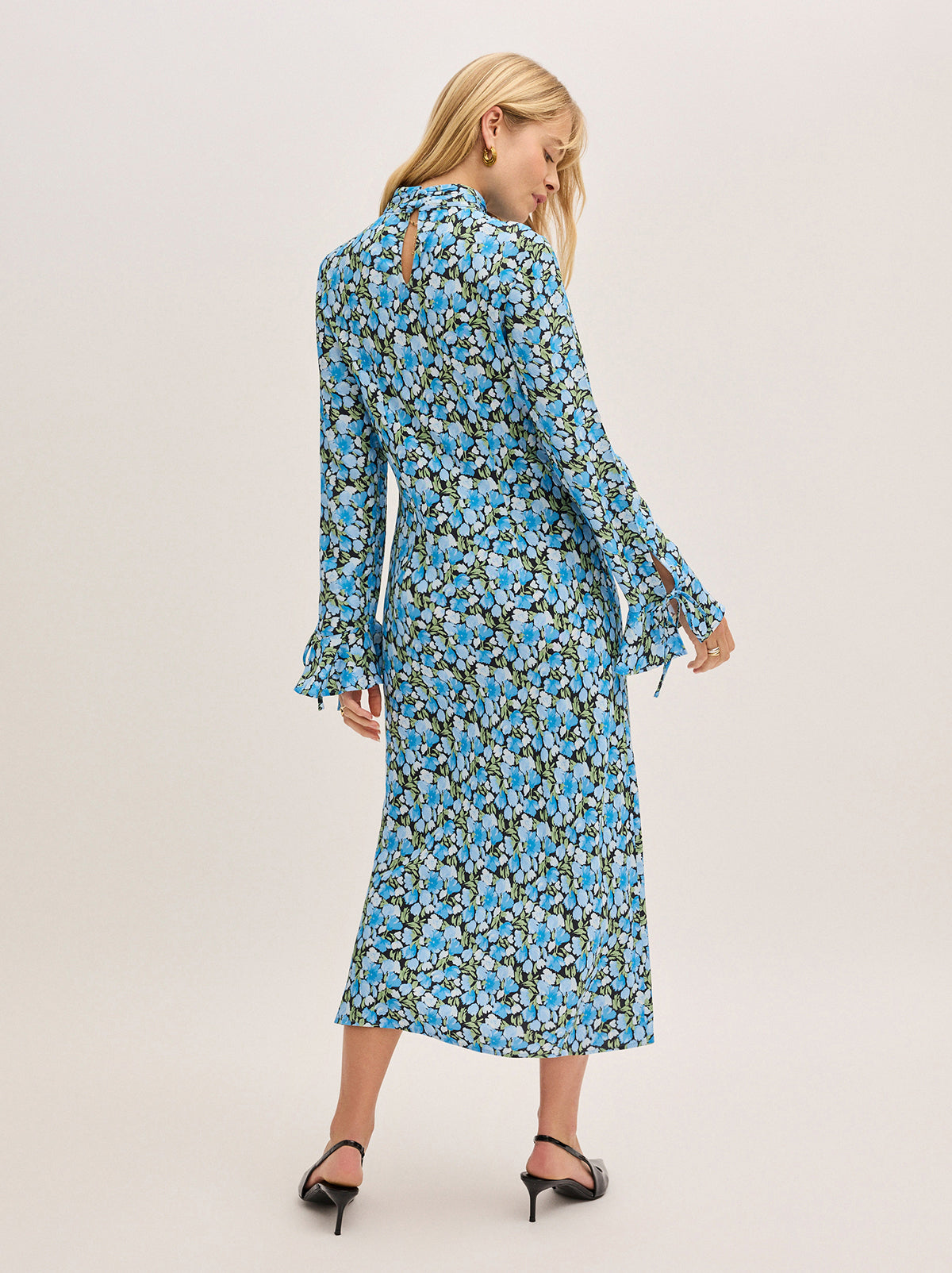 Rory Blue Floral Print Midi Dress