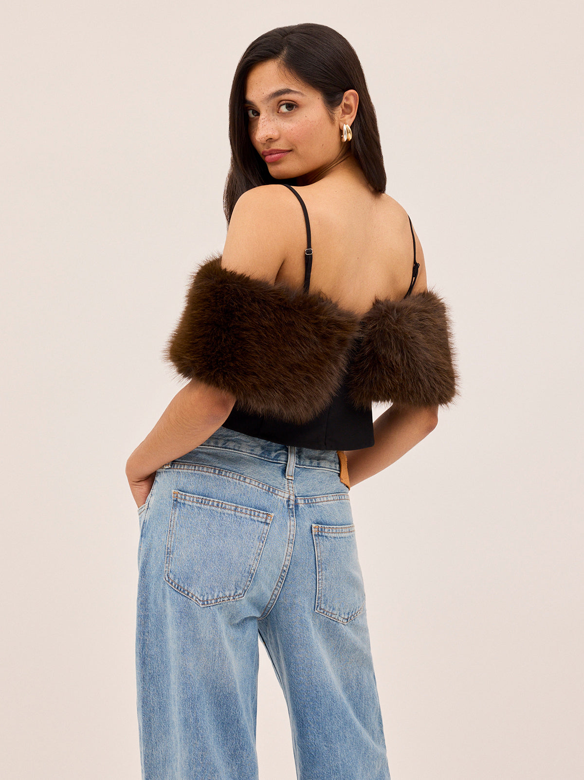 Willa Black Top