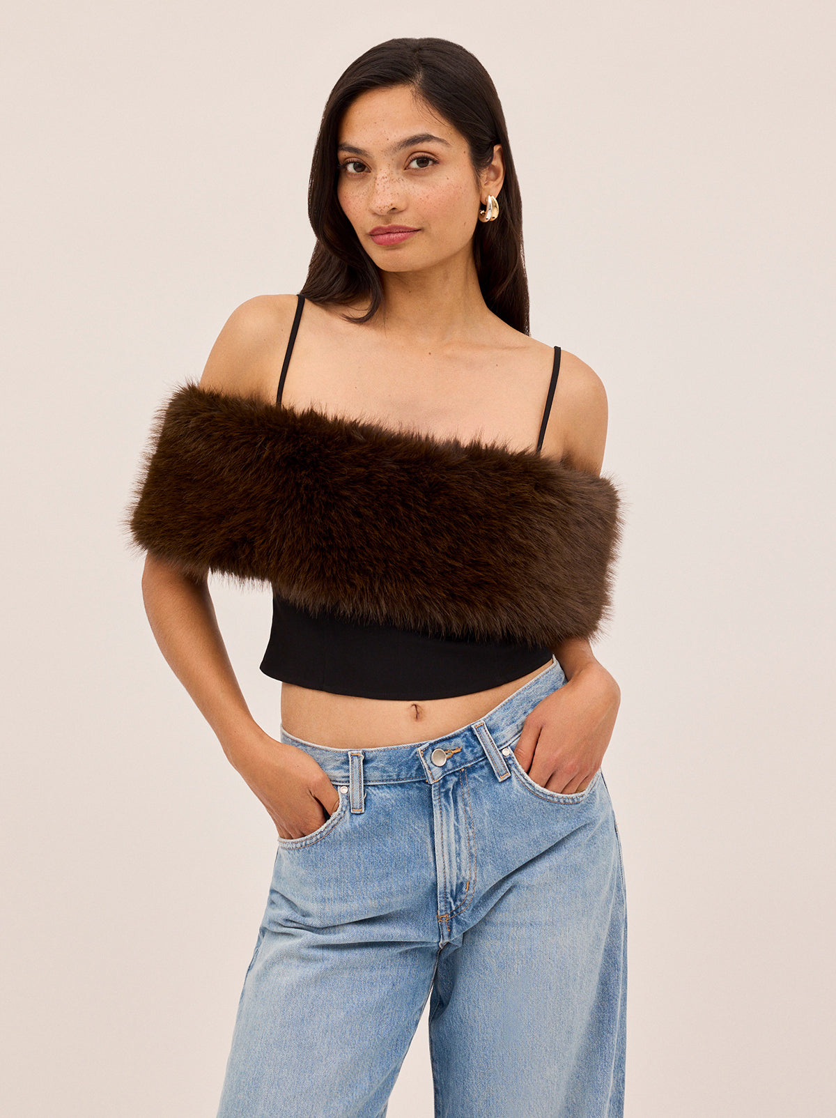Willa Black Top