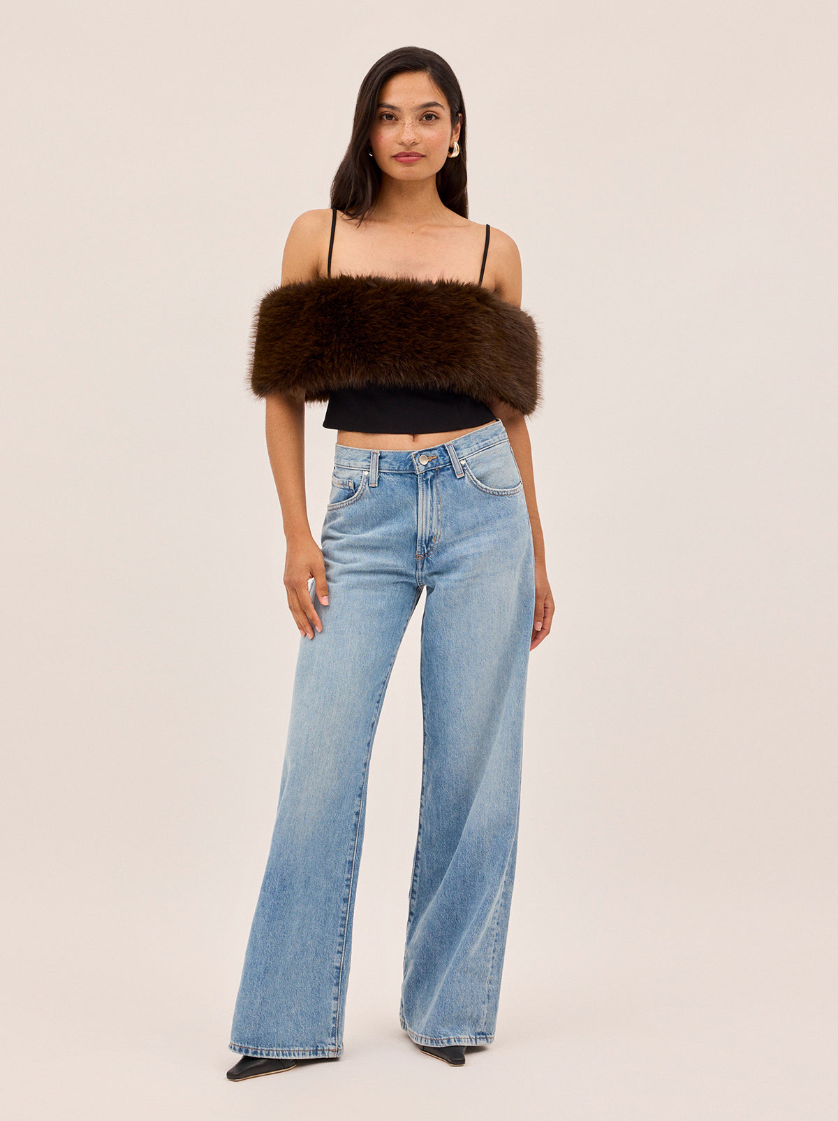Willa Black Top